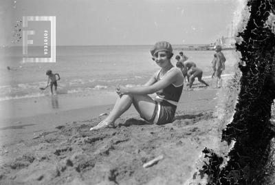Niña en la playa