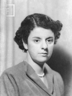 Clara Nélida Bustos (Nelly), retrato