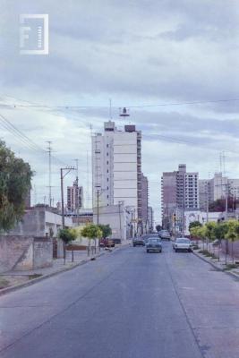 Calle Sarmiento de Ingenieros hacia Alberdi