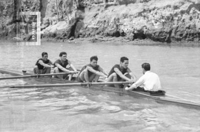 Bote del Club de Regatas