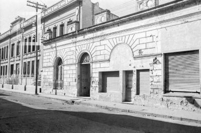 Casa en que vivió José E. De la Torre, lindera con la Escuela No. 1