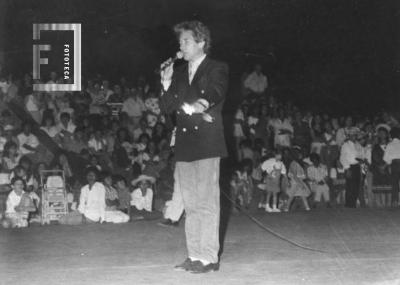 Feria Industrial, Comercial y de las Colectividades, en Parque San Martín. Fernando de Madariaga