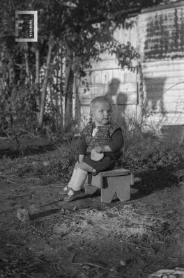 Niño Buijs, en antiguas Aguas Corrientes