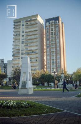 Plaza Mitre y edificios