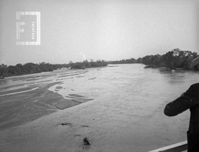 Río desde puente