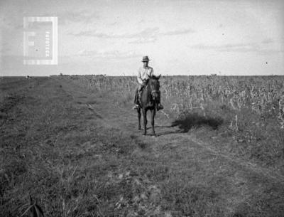 Román Subiza a caballo