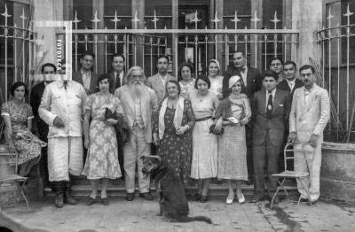 Grupo en exterior Castillo de Obligado con Francisco Soto y Calvo
