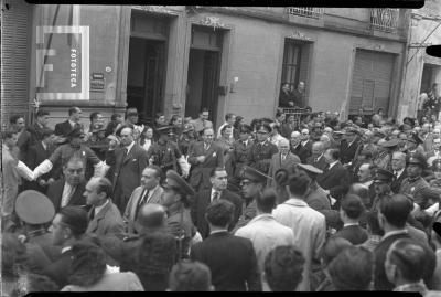 Acto 90º aniversario del Acuerdo, comitiva aproximándose por calle de la Nación