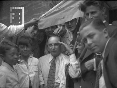 En Tiro Federal, 1934, grupo en primer plano