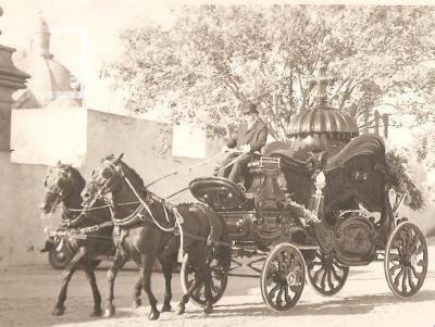 Carroza fúnebre de la cochería Bengolea