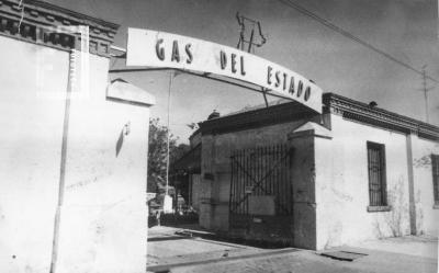 Gas del Estado, entrada edificio Av. Savio