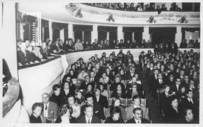 Niños Cantores de Viena. Platea y palcos del Teatro con asistentes