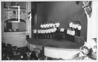 Niños Cantores de Viena en el Teatro Municipal