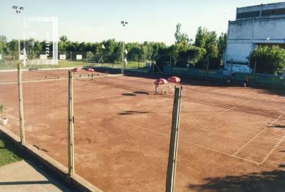 Club La Emilia, cancha de tenis