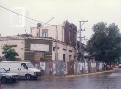 Esquina este de calle Nación y Morteo, en demolición