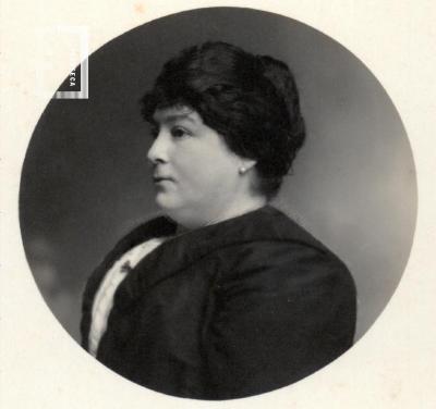 Retrato de dama