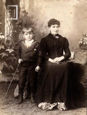 Retrato de dama y niño