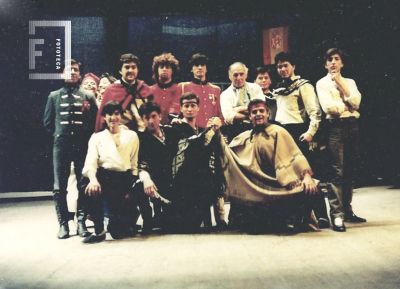  Elenco de "El Inglés" del Teatro Estable Nicoleño