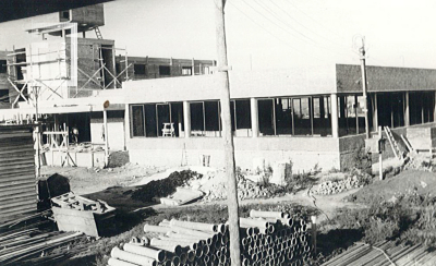 Construcción Hotel de solteros 