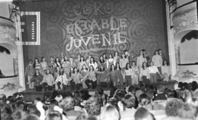 Coro Estable Juvenil en Teatro Municipal