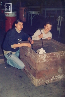 Construcción monumento al trabajador  1º de mayo