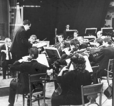 Orquesta en Teatro Municipal