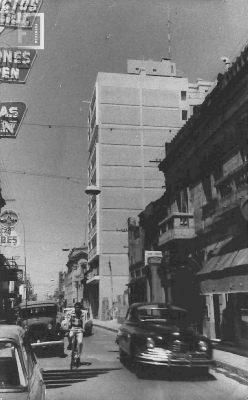 Vista de la ciudad - calle Mitre