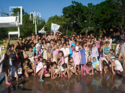 Hockey Club Del Acuerdo - Grupo en pileta 