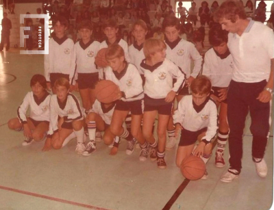 Equipo mini básquet Somisa - año 1978