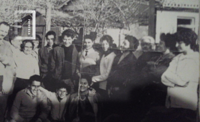 Enrique Omar Sivori visitando a la Familia Neiret 