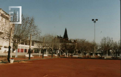 Antigua cancha abierta de paleta y bochín del club Social y Deportivo La Emilia