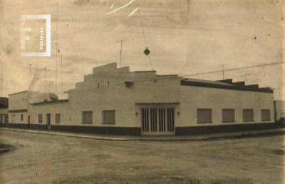 Frente del Club 1º de Mayo 