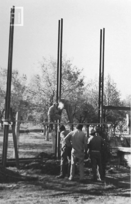 Construcción tribuna - Cancha Club Somisa