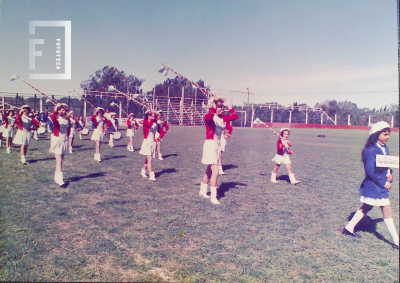 Ingreso de bastoneras - Exhibición deportiva en Club Somisa
