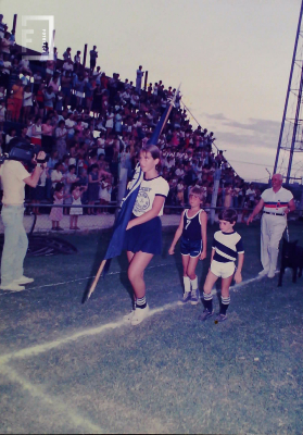 Ingreso de abanderada - Exhibición deportiva en Club Somisa