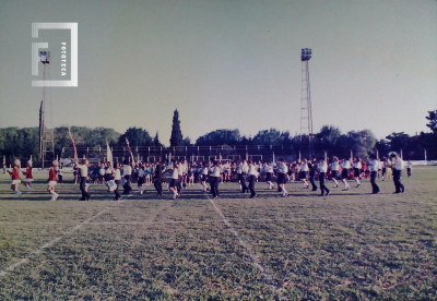 Ingreso de banda musical - Exhibición deportiva en Club Somisa