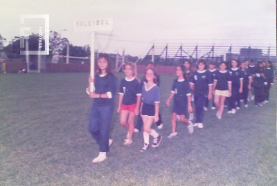 Ingreso equipo voleibol - Exhibición deportiva en Club Somisa