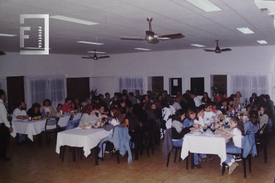 Grupo en cantina