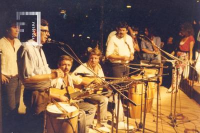 Recital de "Raigama" en la ciudad de Salta, Glorieta "Federico García Lorca"