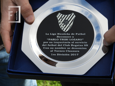 Placa reconocimiento - Fútbol Club Regatas 