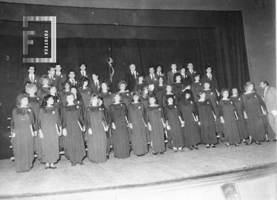 Coro en Teatro Municipal