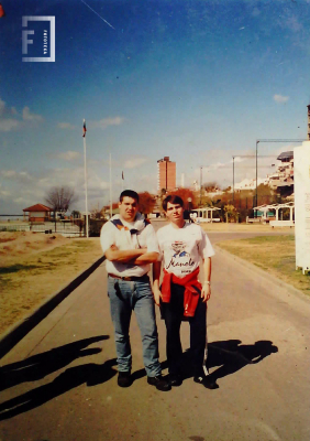 Jóvenes en Club Regatas