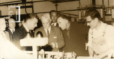 Visita del Dr. Illia - Fábrica textil La Emilia