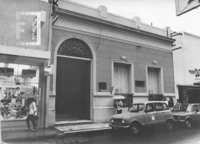 Colegio de Escribanos, cuando aun estaba casa Beige