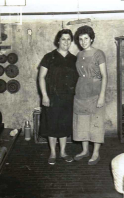 Retrato trabajadoras - Fábrica textil La Emilia