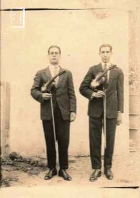 Retrato violinistas - hermanos Pérez