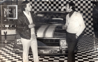 Presentación del Falcon Sprint en la concesionaria Ford (Av. Savio frente al Hospital San Felipe)