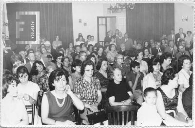 Escuela de música. Sala auditorio con asistentes