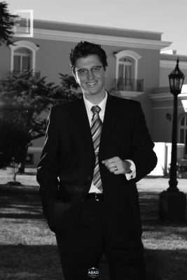 Retrato Adrián Pavía