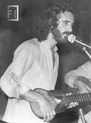 Gustavo Patiño, músico jujeño, en Teatro Municipal